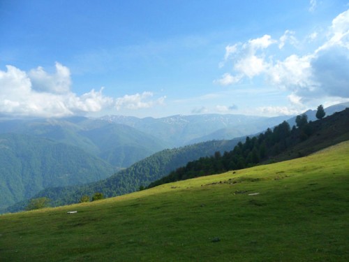 زیبایی های مسیر روستای مزگده تا ییلاق سوته شهرستان شفت