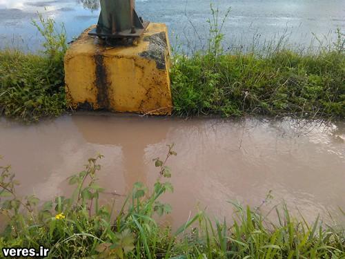 عدم لایروبی کانال آبرسانی و آبگرفتگی خیابان مطهری شهر شفت