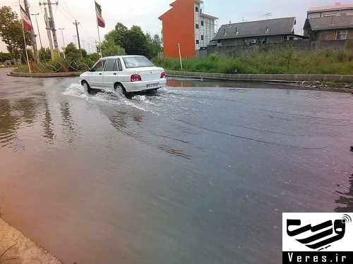 آبگرفتگی خیابان مطهری شهر شفت در تقاطع امام حسن مجتبی