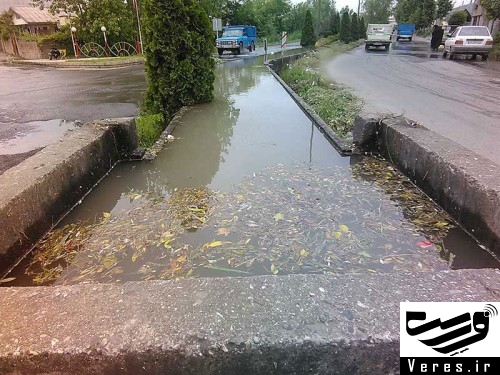 آبگرفتگی خیابان مطهری شهر شفت در تقاطع امام حسن مجتبی