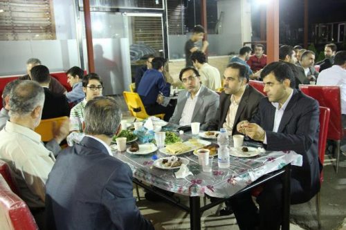 افطاری اعتدال گرایان (14)