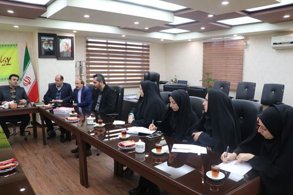 دیدار فرماندار شفت با آموزگاران نهضت سواد آموزی