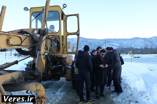 عملیات برفروبی در روستای مژدهه شهرستان شفت