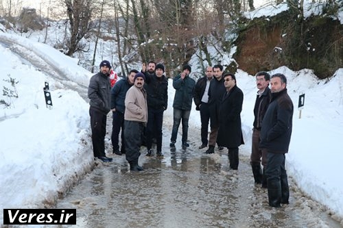 عملیات برفروبی در روستای مژدهه شهرستان شفت