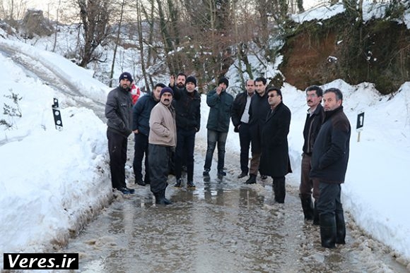 عملیات برفروبی در روستای مژدهه شهرستان شفت