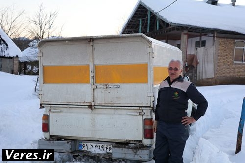 تلاش امداد گران اداره برق شفت در مژدهه