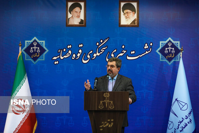 اعدام «اکبری»/ تکذیب آزادی «طبری»/آزادی «مهدی هاشمی»/ دستور جلب «ظریف»