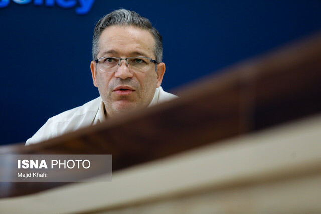 بهترین گزینه برای بوکس مربی خارجی است/ نهرودی از خود گذشتگی کند و بماند