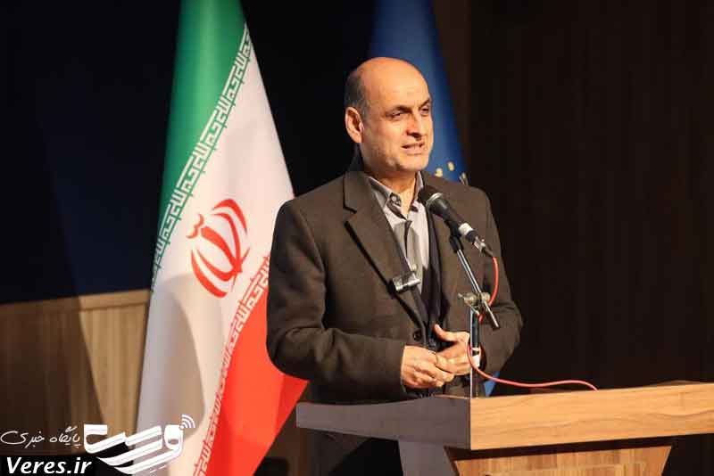 هادی حق شناس