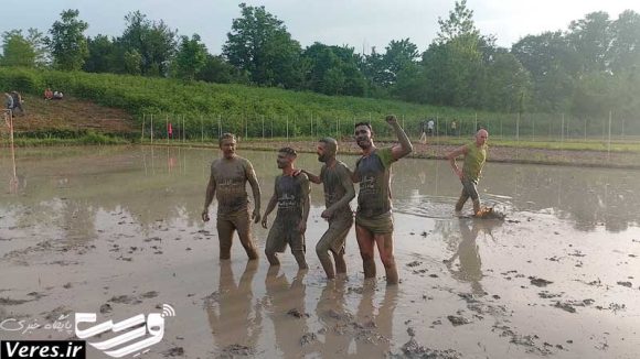 فوتچل ، فوتبال در گل و لای شالیزار