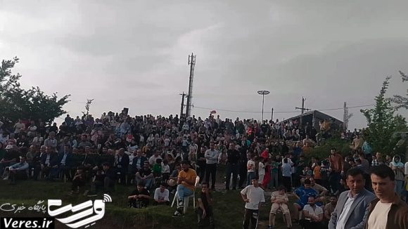 فوتچل ، فوتبال در گل و لای شالیزار